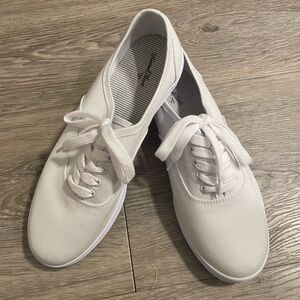 Women’s Lace-Up Sneakers | White | Size: 8